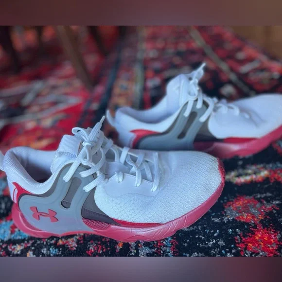 UNDER ARMOUR Team HOVR Apex 3 Training Shoes University of Wisconsin - Picture 10 of 10